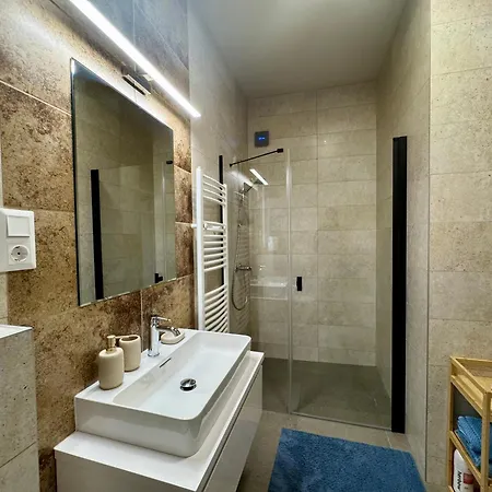 Appartement Emma Casa Apartmant Free Private Parking With Ev Supply Availability Boedapest